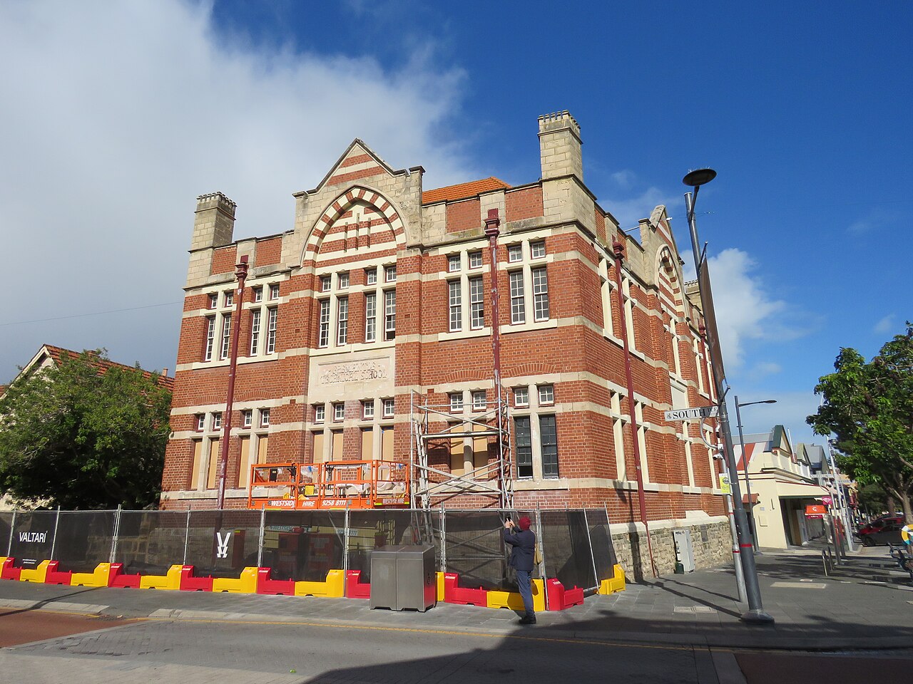 Kew Heights Boys Grammar – test